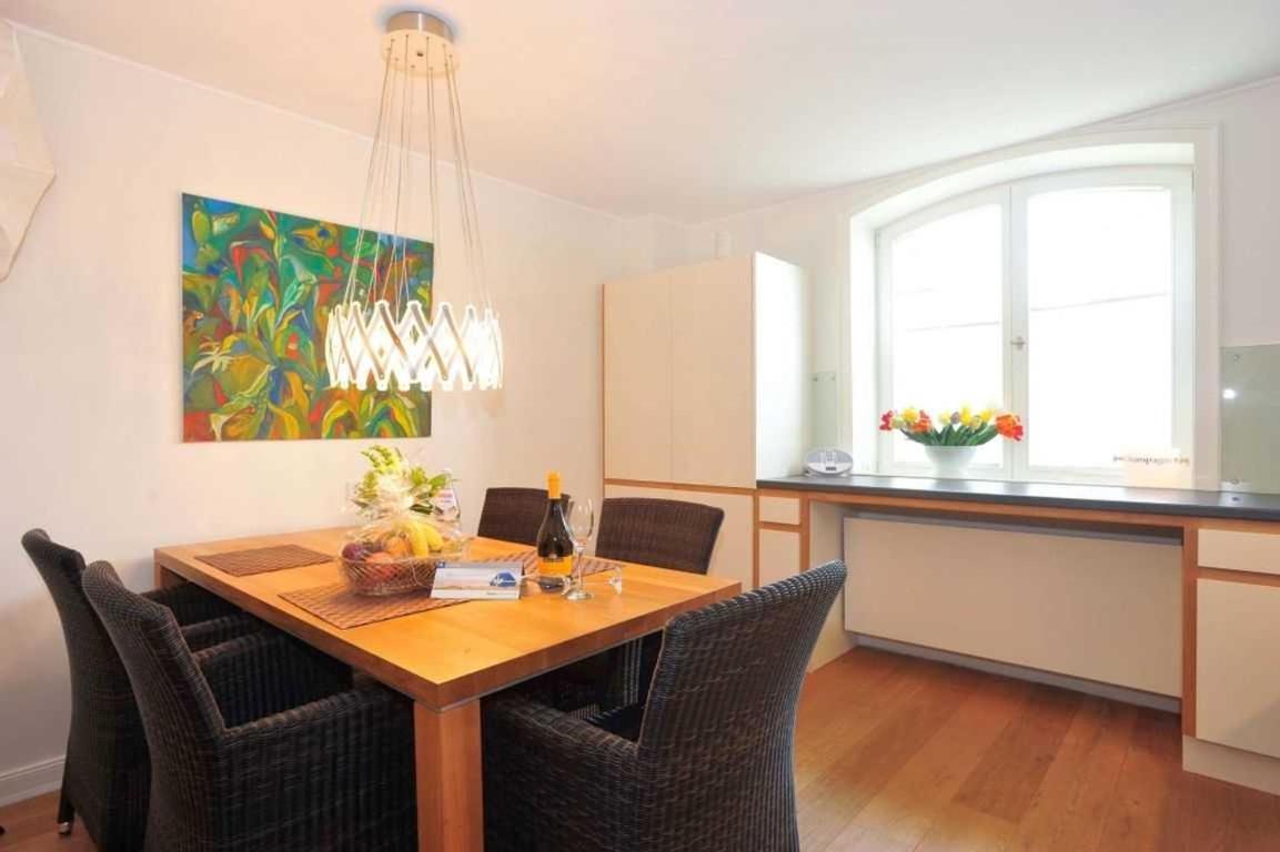 Apartment 1903, Whg. 1